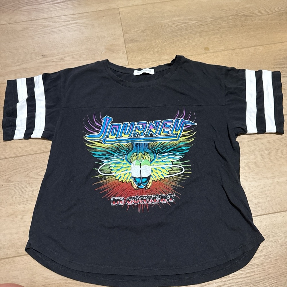 Daydreamer Black Journey Concert Tee